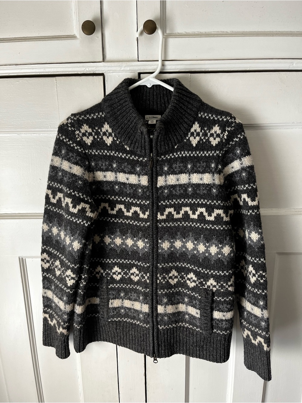 L.L. Bean - 100% Lambswool - Fair Isle Nordic Cardigan Sweater - Men’s Size S